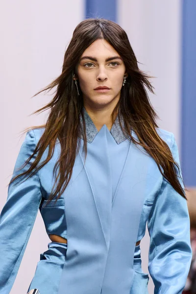 Look 140